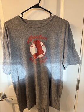 Wright & Ditson Gray Kids Tee with Red Boston Red Sox Logo